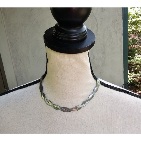 Vtg Avon Silver Braided Herringbone Necklace 15" w/ 3" Extender Bold Chain 80s - Picture 2 of 8